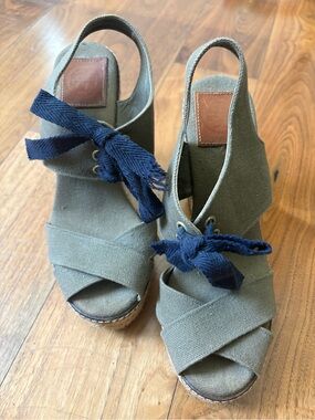 Tori Burch Olive Canvas Espadrille Wedge Sandal with Jute Platform Heel